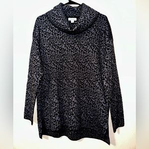 Calvin Klein knit sweater, size M, leopard print.